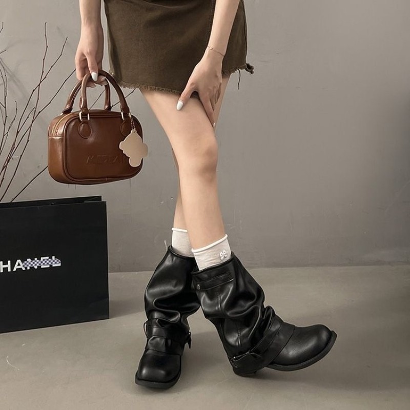 Botas de cano médio com biquei - Embroidery Garments avaliação e preço