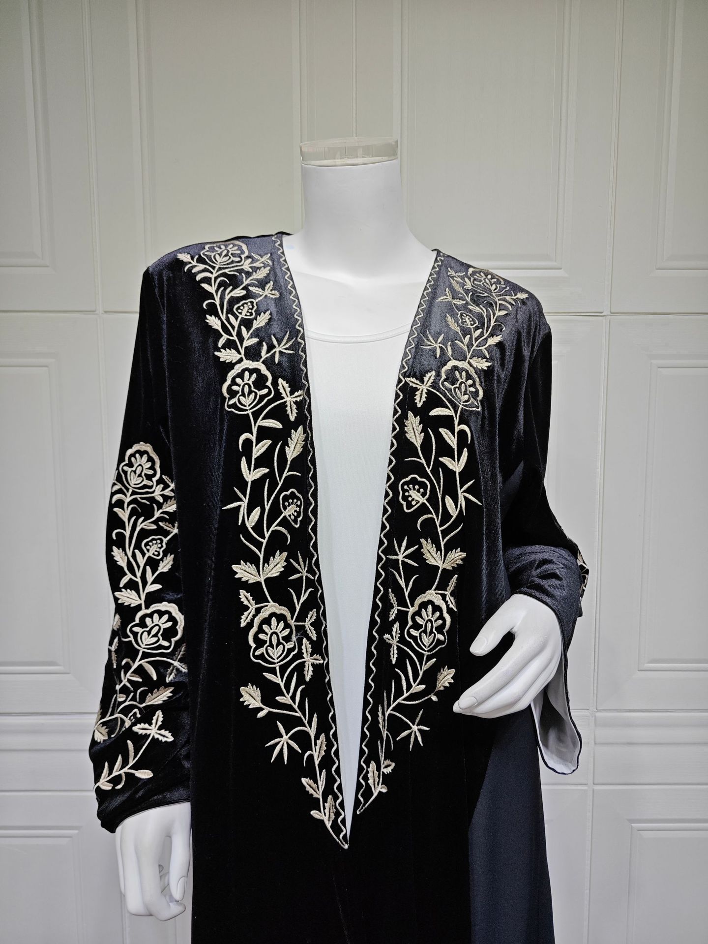 Abaya de Veludo Aberta Dubai K - Embroidery Kebaya avaliação e preço